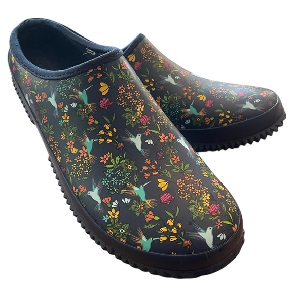 Western Chief Women's Waterproof Slip On Garden Clog Floral Hummingbird Size 8.5 - Picture 1 of 9